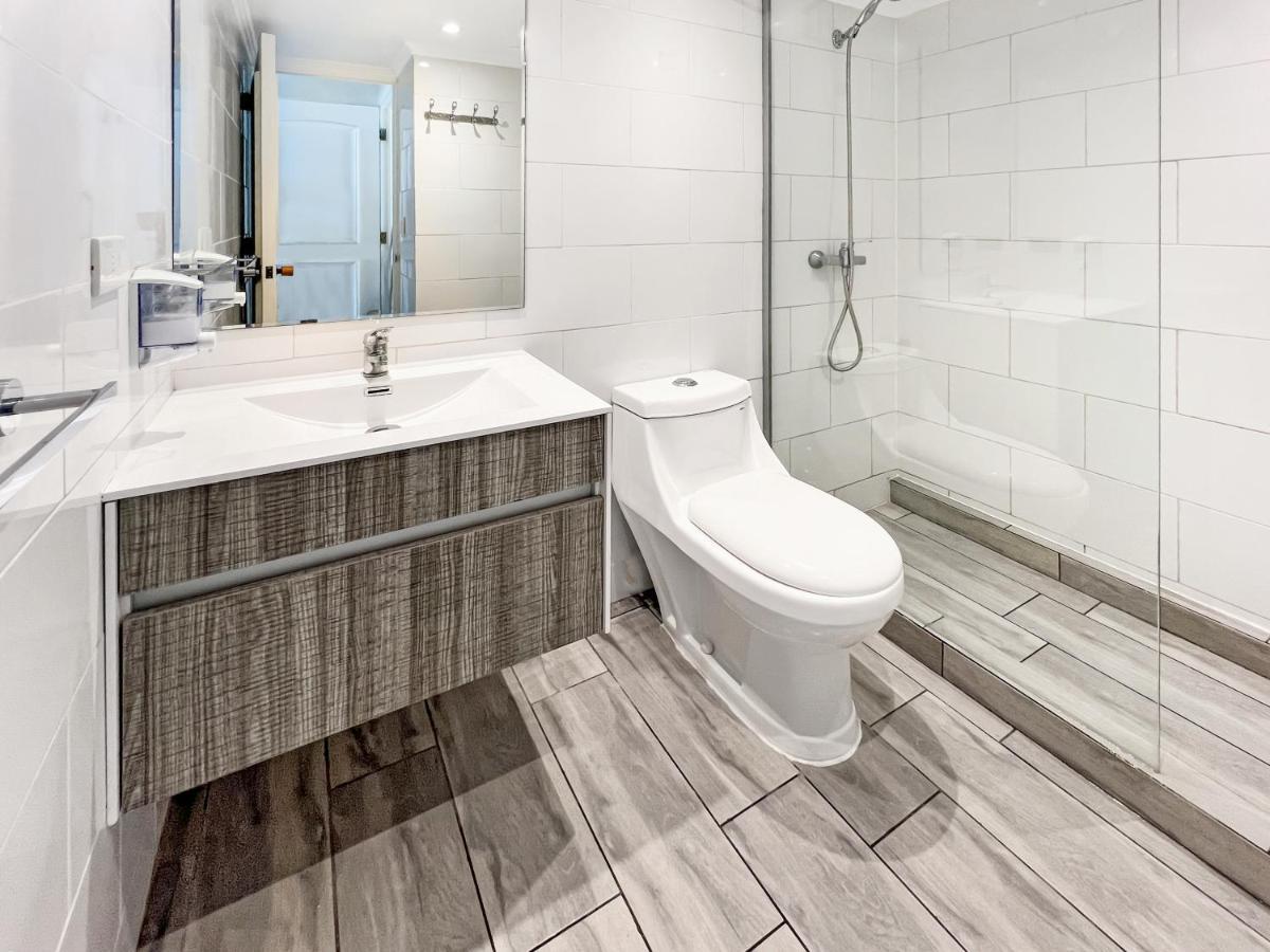 *1era Linea 1er Piso* Jardin, Playa, Piscinas 6p Apartamento Puerto Velero